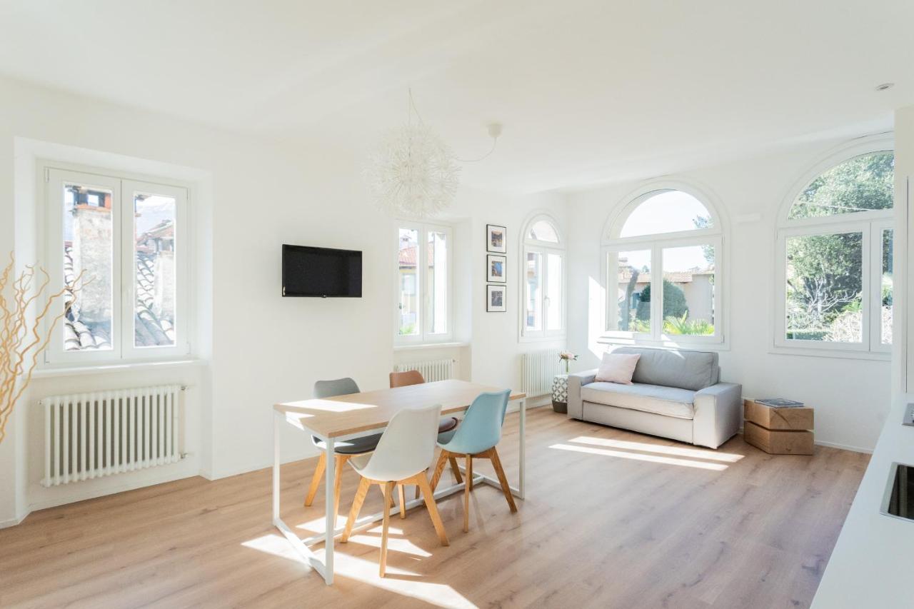 Lovely Corner In The Heart Of The Lake By Rent All * Como